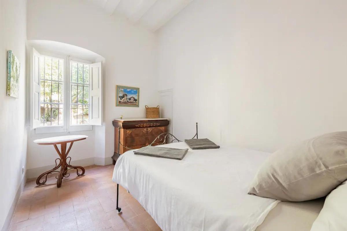 Can Rovira - Stunning Neoclassical Mansion, Just 20 Min Drive From Barcelona City Center, Ideal For Groups And Families Alella Extérieur photo